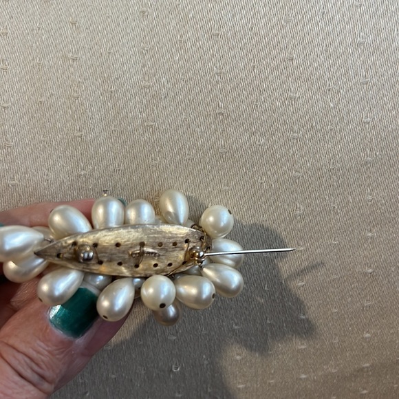 Brooch - Picture 3 of 6